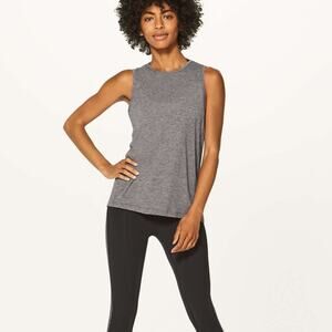 Lululemon Box It Out Tank Heathered Grey Size 6 Gym Muscle Tank Relaxed Fit
